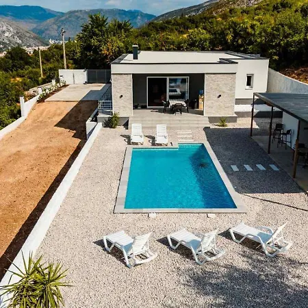 Lumiere Villa
